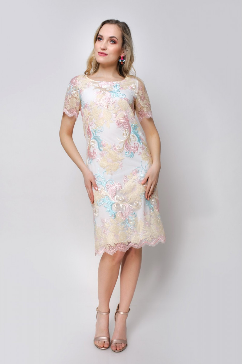 http://sklep.martexfashion.pl/1122-thickbox_default/elegancka-sukienka-z-ecru-tiulu-w-różowo-błękitne-hafty.jpg